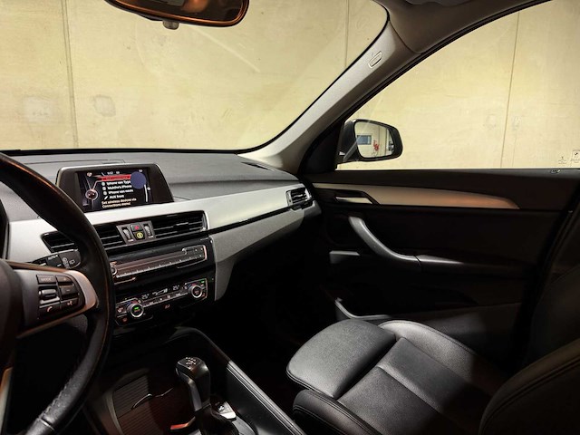 Bmw x1 sdrive18i centennial high executive 134pk 2016, l-179-tt - afbeelding 11 van  45