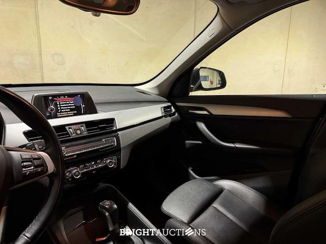 Bmw x1 sdrive18i centennial high executive 134pk 2016, l-179-tt - afbeelding 13 van  47