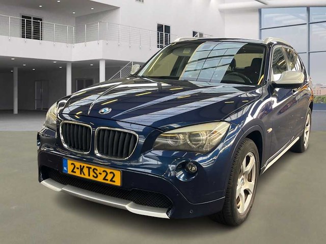 Bmw x1 sdrive18i executive; 2-kts-22 - afbeelding 1 van  13