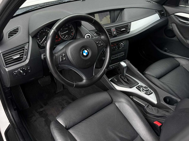 Bmw x1 sdrive18i executive 2011 | j-169-bd iaw - afbeelding 19 van  26