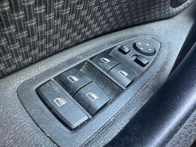 Bmw x1 sdrive18i executive automaat* rh-008-j - afbeelding 6 van  20