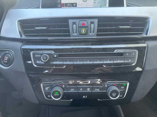 Bmw x1 sdrive18i executive automaat* rh-008-j - afbeelding 11 van  20