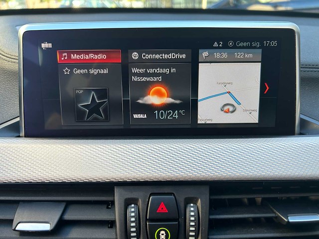 Bmw x1 sdrive18i executive edition automaat; hxb-17-z - afbeelding 14 van  19