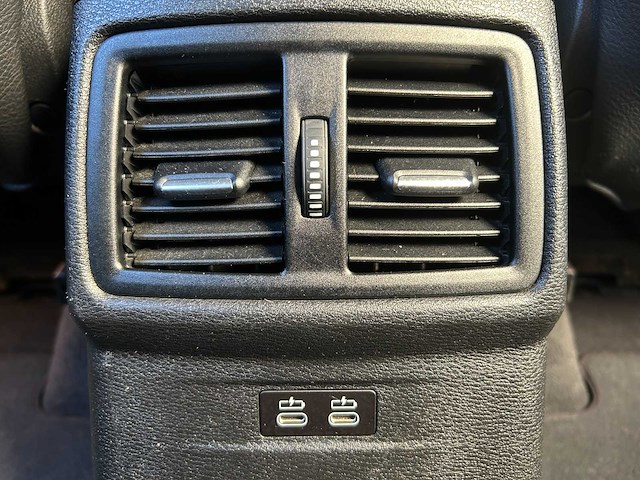 Bmw x1 sdrive18i executive edition automaat; hxb-17-z - afbeelding 16 van  19