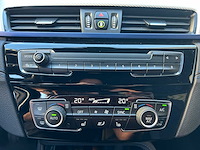 Bmw x1 sdrive18i executive edition automaat; hxb-17-z - afbeelding 2 van  19