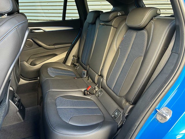 Bmw x1 sdrive18i executive edition,* hxb-17-z - afbeelding 15 van  19