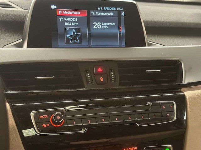 Bmw x1 sdrive18i high executive automaat; l-739-kx - afbeelding 4 van  15