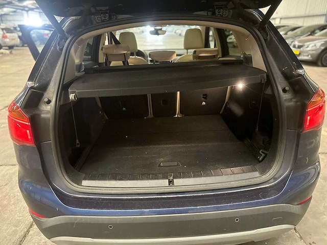Bmw x1 sdrive18i high executive; l-739-kx - afbeelding 11 van  15