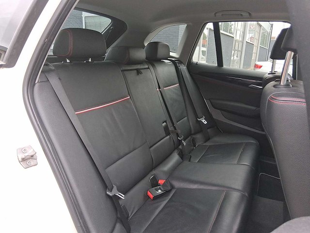Bmw x1 sdrive20d efficientdynamics upgrade edition 2012 | 78-zhh-8 - afbeelding 24 van  34