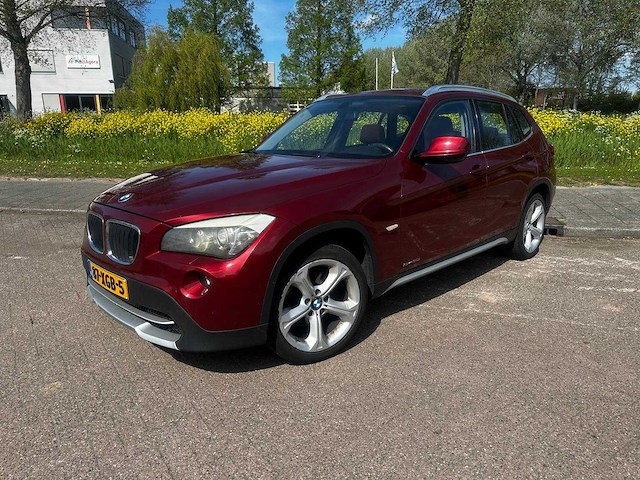Bmw x1 sdrive20i; 87-xgb-5 - afbeelding 1 van  23