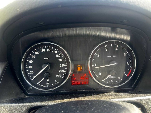 Bmw x1 sdrive20i; 87-xgb-5 - afbeelding 16 van  23