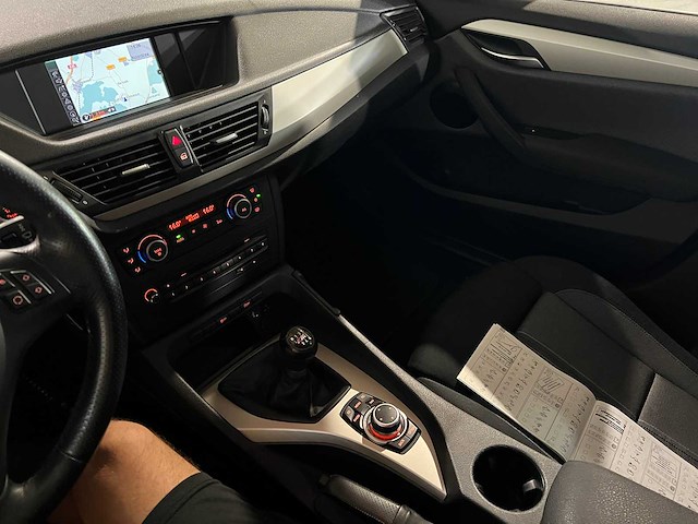 Bmw x1 sdrive20i business, 86-sjf-5 - afbeelding 2 van  21