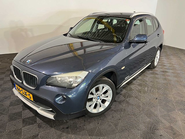 Bmw x1 sdrive20i business, 86-sjf-5 - afbeelding 1 van  21