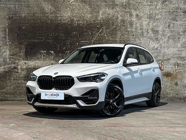 Bmw x1 sdrive20i business edition plus 178pk 2022 (origineel-nl), p-914-lj - afbeelding 1 van  43