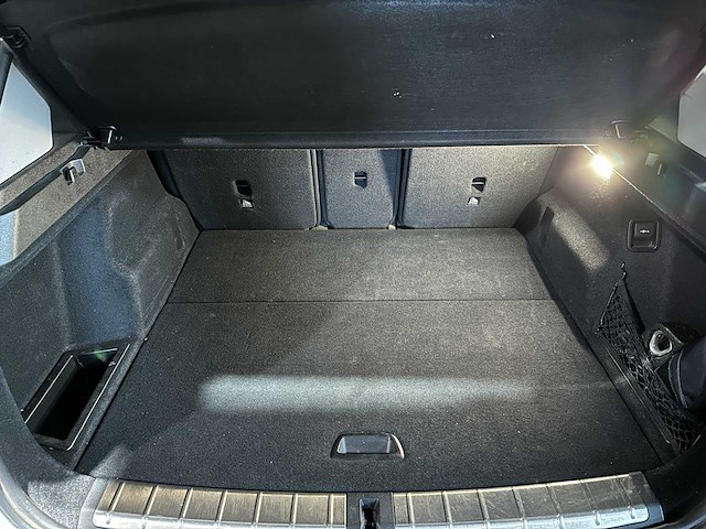 Bmw x1 sdrive20i business edition plus 178pk 2022 (origineel-nl), p-914-lj - afbeelding 24 van  43