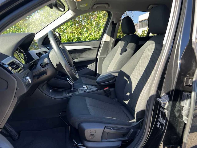 Bmw x1 sdrive20i high executive | n-483-dd - afbeelding 31 van  36