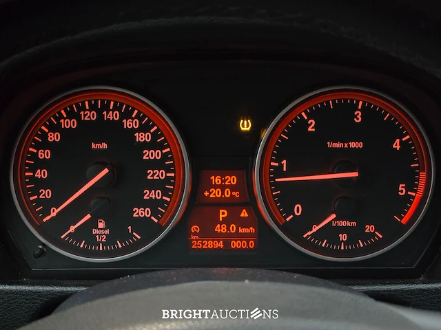 Bmw x1 xdrive20d high executive 184pk 2015, zn-485-b - afbeelding 38 van  41