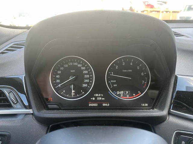 Bmw x1 xdrive20i centennial high executive automaat* jk-804-d - afbeelding 11 van  19