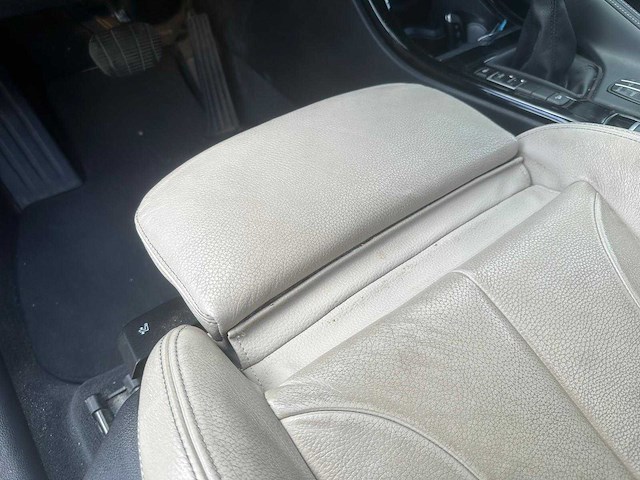 Bmw x1 xdrive20i centennial high executive automaat* jk-804-d - afbeelding 18 van  19