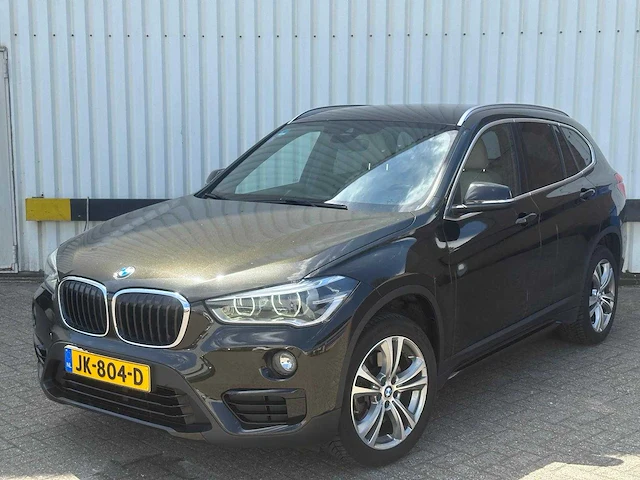 Bmw x1 xdrive20i centennial high executive automaat* jk-804-d - afbeelding 1 van  19