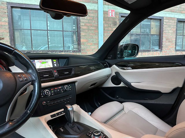 Bmw x1 xdrive28i executive 258pk 2009, 51-nvz-9 - afbeelding 14 van  44