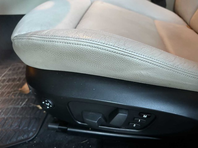 Bmw x1 xdrive28i executive 258pk 2009, 51-nvz-9 - afbeelding 16 van  44