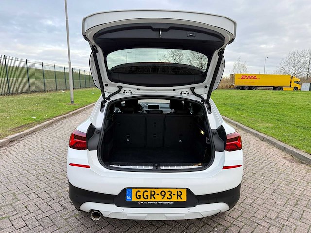 Bmw x2 sdrive18i executive automaat, ggr-93-r - afbeelding 7 van  24