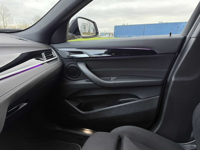 Bmw x2 sdrive18i executive automaat, ggr-93-r - afbeelding 6 van  24