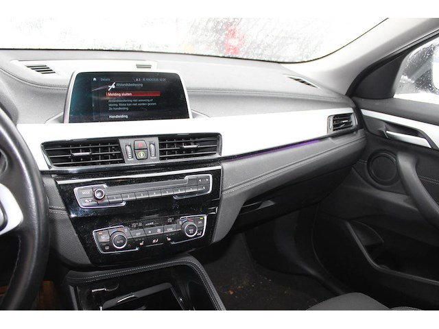 Bmw x2 xdrive20i met kenteken xk-049-z. datum eerste toelating 27-03-2018. apk vervaldatum 27-03-2026. - afbeelding 4 van  13