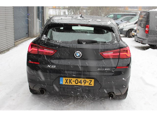 Bmw x2 xdrive20i met kenteken xk-049-z. datum eerste toelating 27-03-2018. apk vervaldatum 27-03-2026. - afbeelding 8 van  13