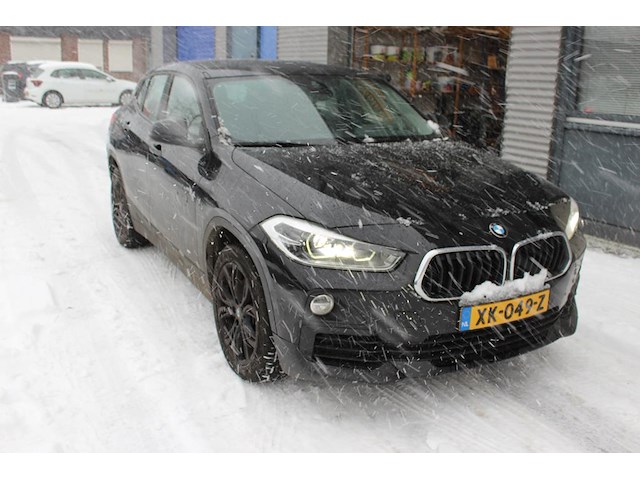Bmw x2 xdrive20i met kenteken xk-049-z. datum eerste toelating 27-03-2018. apk vervaldatum 27-03-2026. - afbeelding 10 van  13