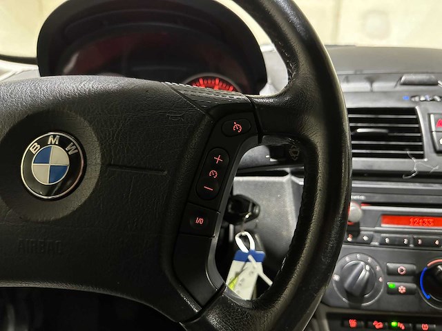 Bmw x3 2.0i 150pk 2005, 71-rz-js youngtimer - afbeelding 11 van  37
