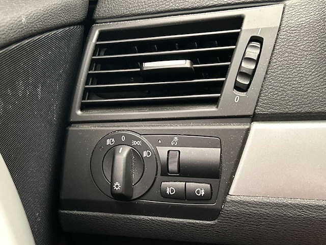 Bmw x3 2.0i 2008 | 68-ktz-2 - afbeelding 22 van  40
