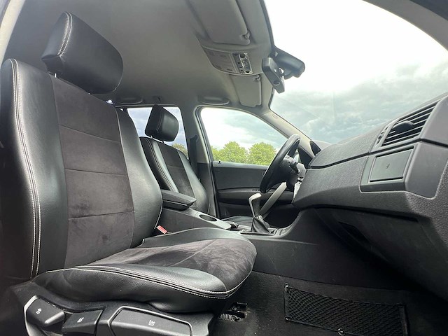 Bmw x3 2.0i executive | 51-sr-tl - afbeelding 24 van  34