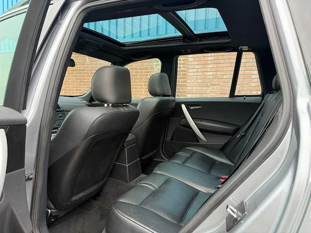 Bmw x3 3.0d executive | 74-zp-nh i - afbeelding 25 van  31