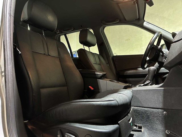 Bmw x3 3.0i executive 231pk 2004 (automaat), 76-gtf-3 - afbeelding 26 van  43