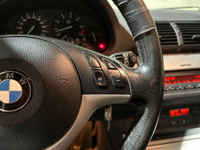 Bmw x5 3.0i executive 231pk 2002, 98-jx-jv youngtimer - afbeelding 16 van  43