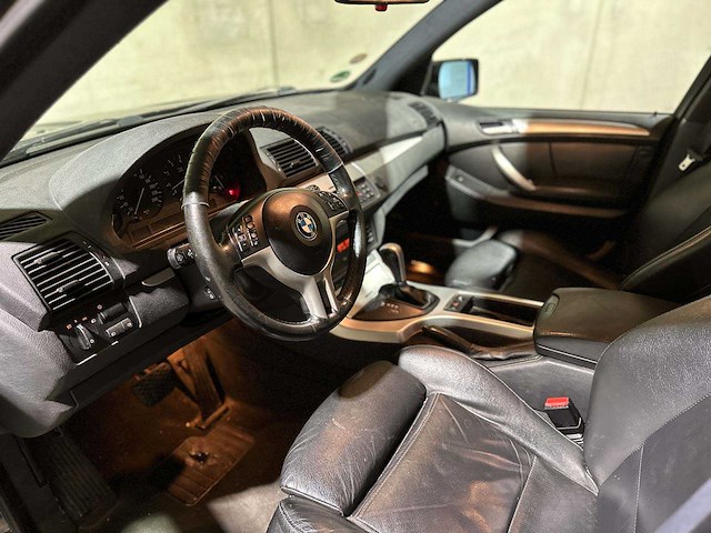 Bmw x5 3.0i executive 231pk 2002, 98-jx-jv youngtimer - afbeelding 10 van  42