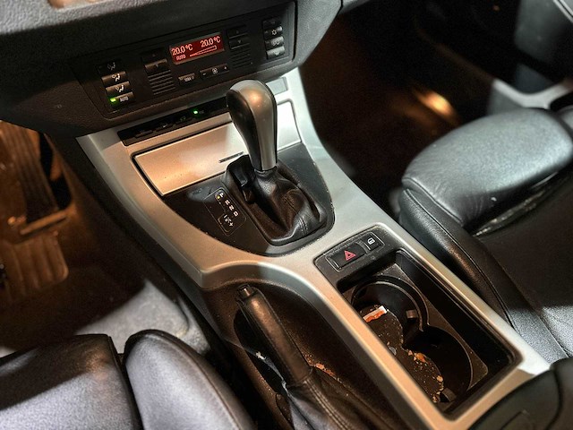 Bmw x5 3.0i executive 231pk 2002, 98-jx-jv youngtimer - afbeelding 20 van  43