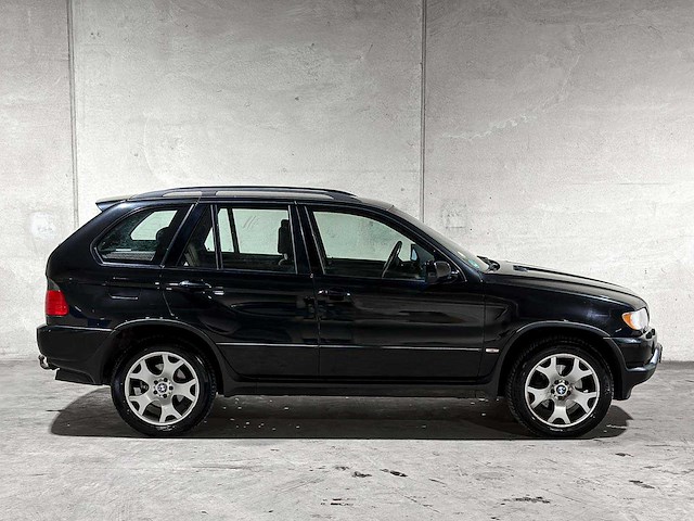 Bmw x5 3.0i executive 231pk 2002, 98-jx-jv youngtimer - afbeelding 42 van  43