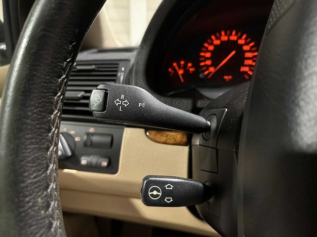 Bmw x5 3.0i high executive 231pk 2004, 71-rs-kr - afbeelding 16 van  47