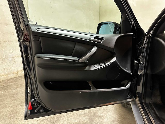 Bmw x5 3.0i high executive 231pk 2006 (origineel-nl) automaat, 48-sg-gn - afbeelding 32 van  53