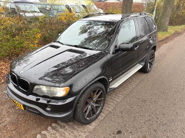 Bmw x5 4.4 - x reihe - m62b44 210kw 4398cc b - v-106-lt - afbeelding 1 van  20