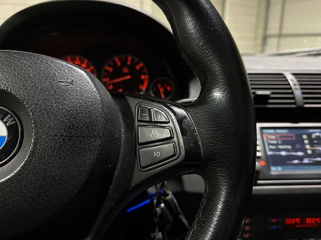 Bmw x5 4.4i high edition 320pk 2006, 26-st-pp - afbeelding 15 van  44