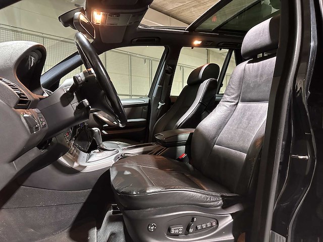 Bmw x5 4.4i high edition 320pk 2006, 26-st-pp - afbeelding 24 van  44