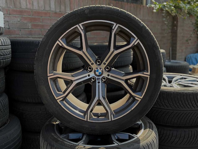 Bmw x5 g05 breedset 275/40/21 315/35/21 - afbeelding 2 van  4