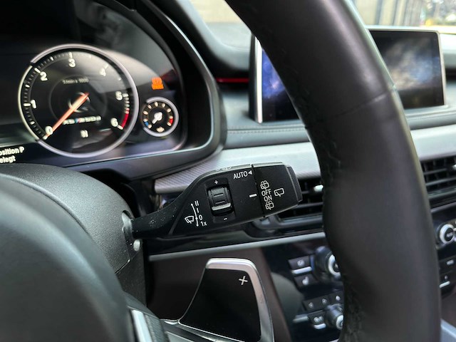 Bmw x5 m50d 381pk 2013, sh-955-s - afbeelding 33 van  58