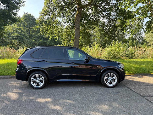 Bmw x5 m50d 381pk! personenauto - afbeelding 16 van  20