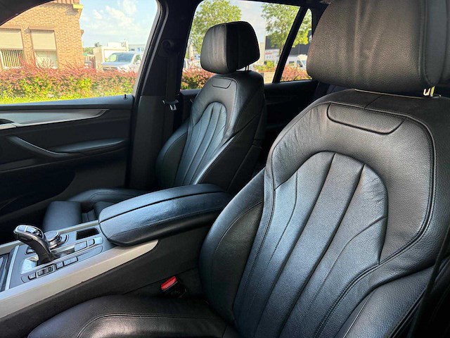 Bmw x5 m50d 381pk! personenauto - afbeelding 2 van  20