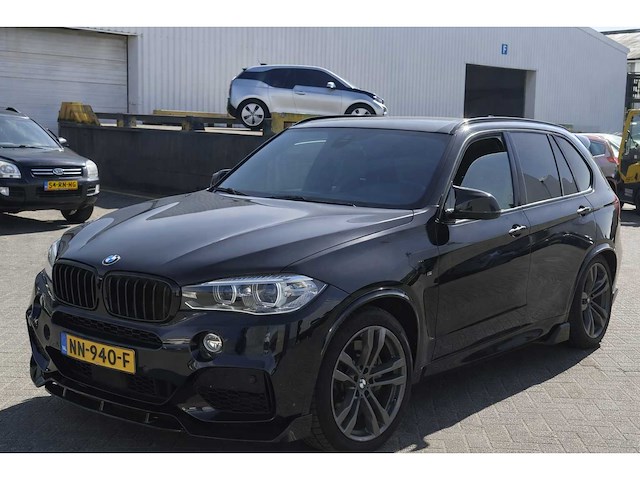 Bmw x5 m50d automaat; nn-940-f - afbeelding 1 van  6